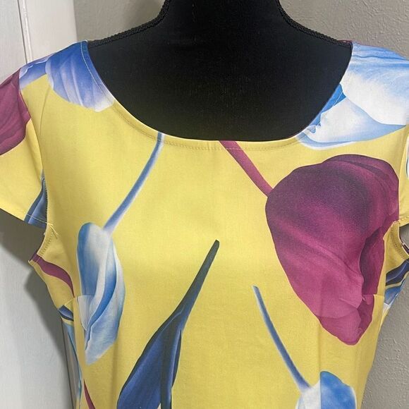 Summer/ Vacation Dress Size 12 - Picture 3 of 11